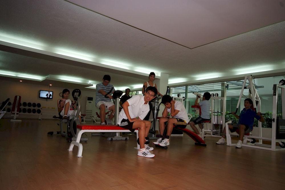 The Capital Resort @ Sukhumvit 50 Bangkok Kültér fotó The gym
