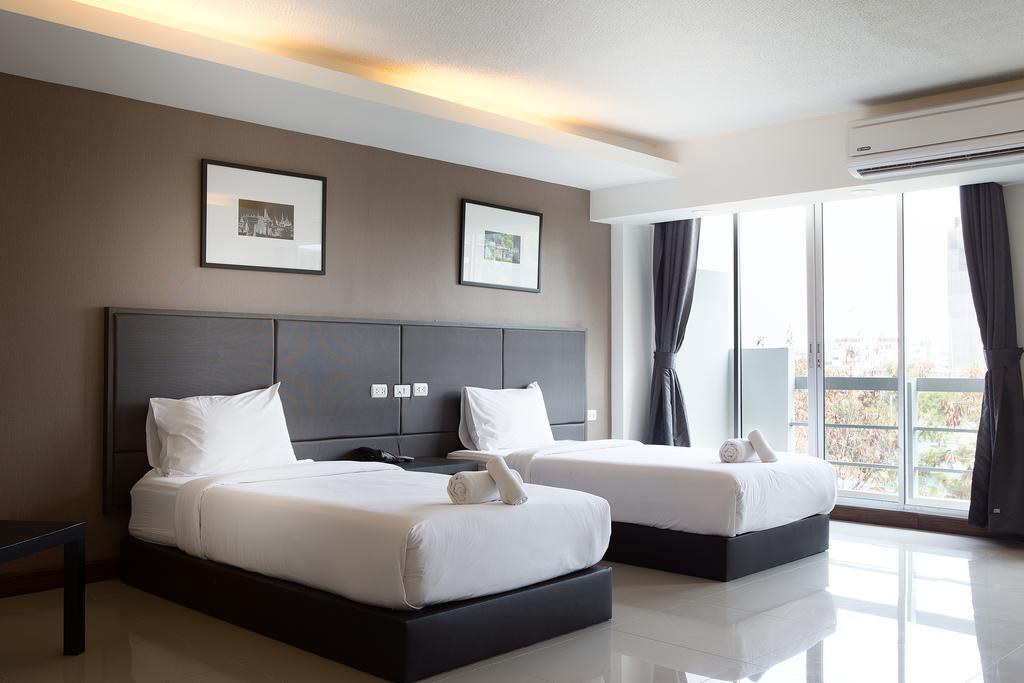 The Capital Resort @ Sukhumvit 50 Bangkok Kültér fotó Deluxe Room