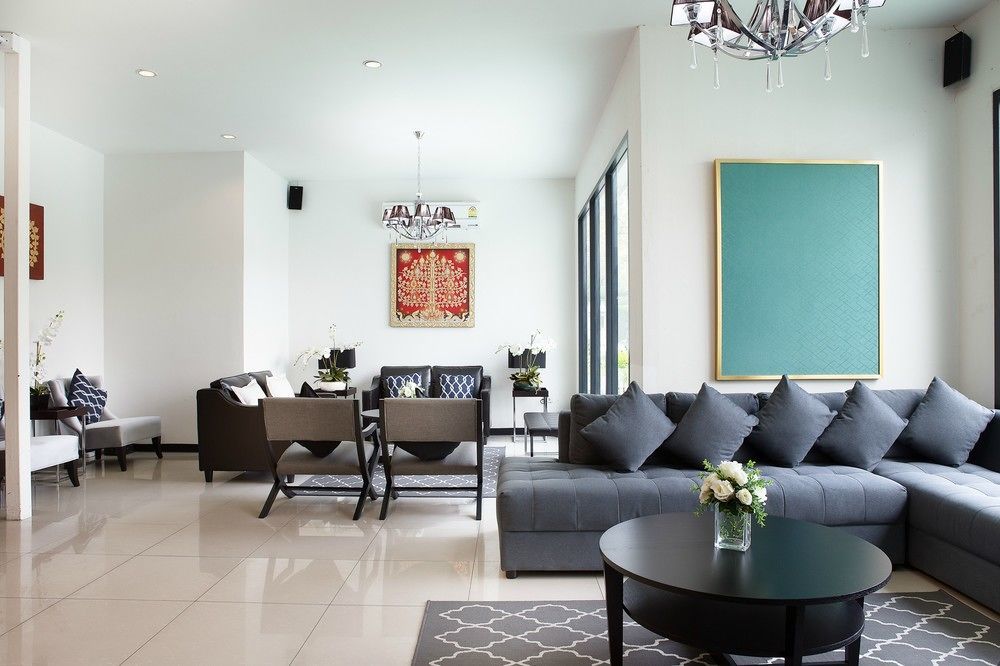 The Capital Resort @ Sukhumvit 50 Bangkok Kültér fotó A living room in a house